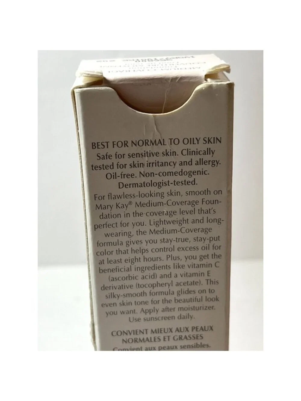 Mary Kay Medium Coverage Foundation Ivory 202 Gray Cap NEW Discontinued